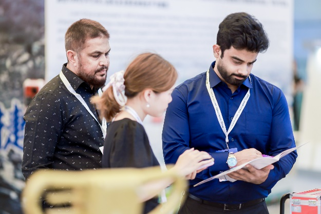 WOCA博覽會(huì),出口好平臺(tái) | 政策賦能×全球視野!WOCA 2025助地坪企業(yè)“零門(mén)檻”出海,搶占萬(wàn)億國(guó)際市場(chǎng)!